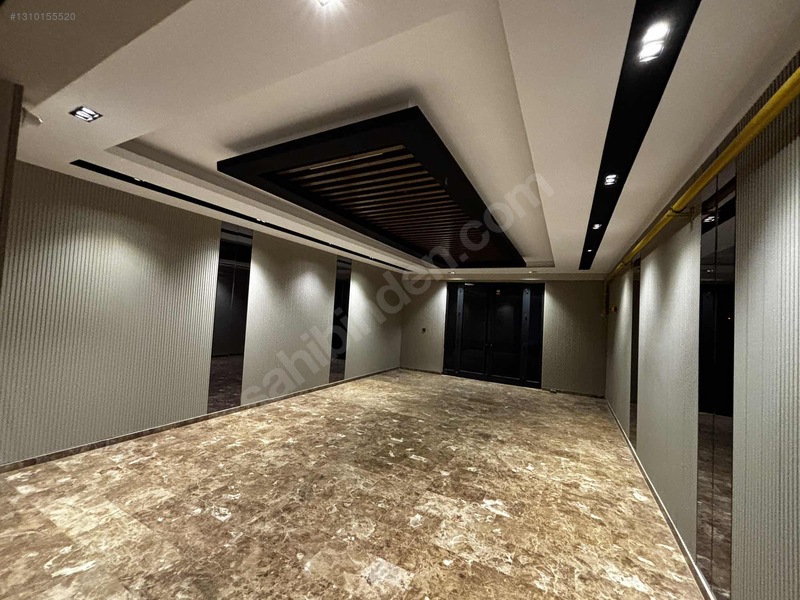 Süper Lüks 5 Odalı Kocaman Tek Bloklu Daire Çözüm Emlak'ta — fotoğraf 9