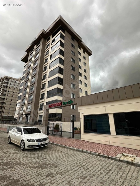 Süper Lüks 5 Odalı Kocaman Tek Bloklu Daire Çözüm Emlak'ta — fotoğraf 35
