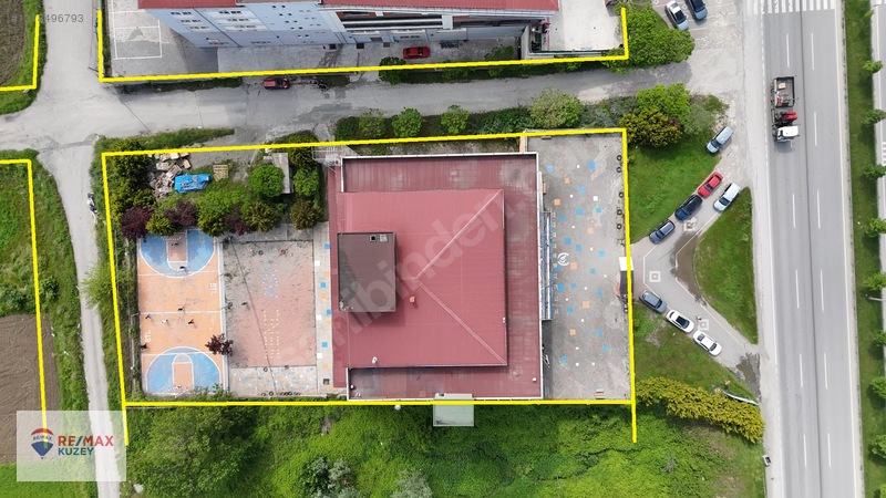 Ankara Yoluna Cephe Satılık Bina/okul Binası — fotoğraf 5
