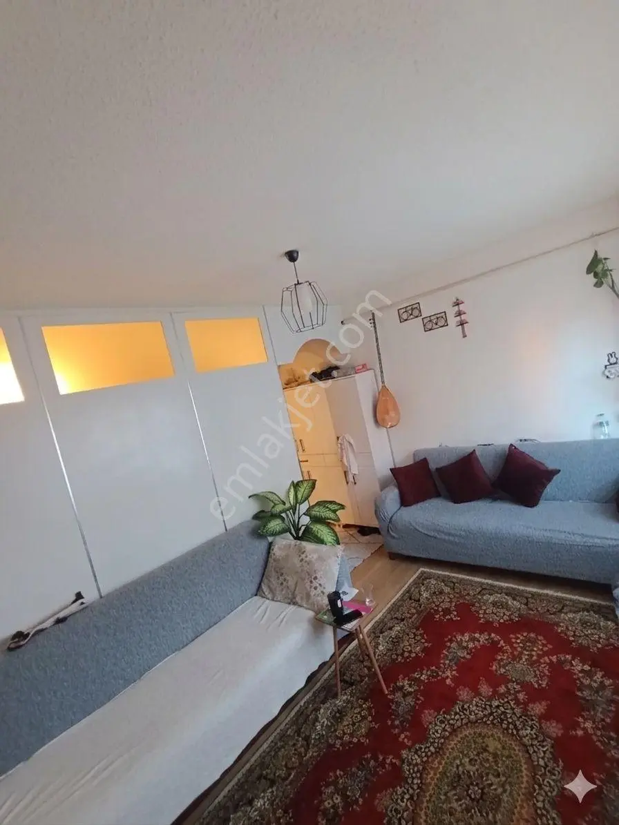 Toki 5 Etapta Satılık 1+1 İçerisi Bakımlı Daire — fotoğraf 2