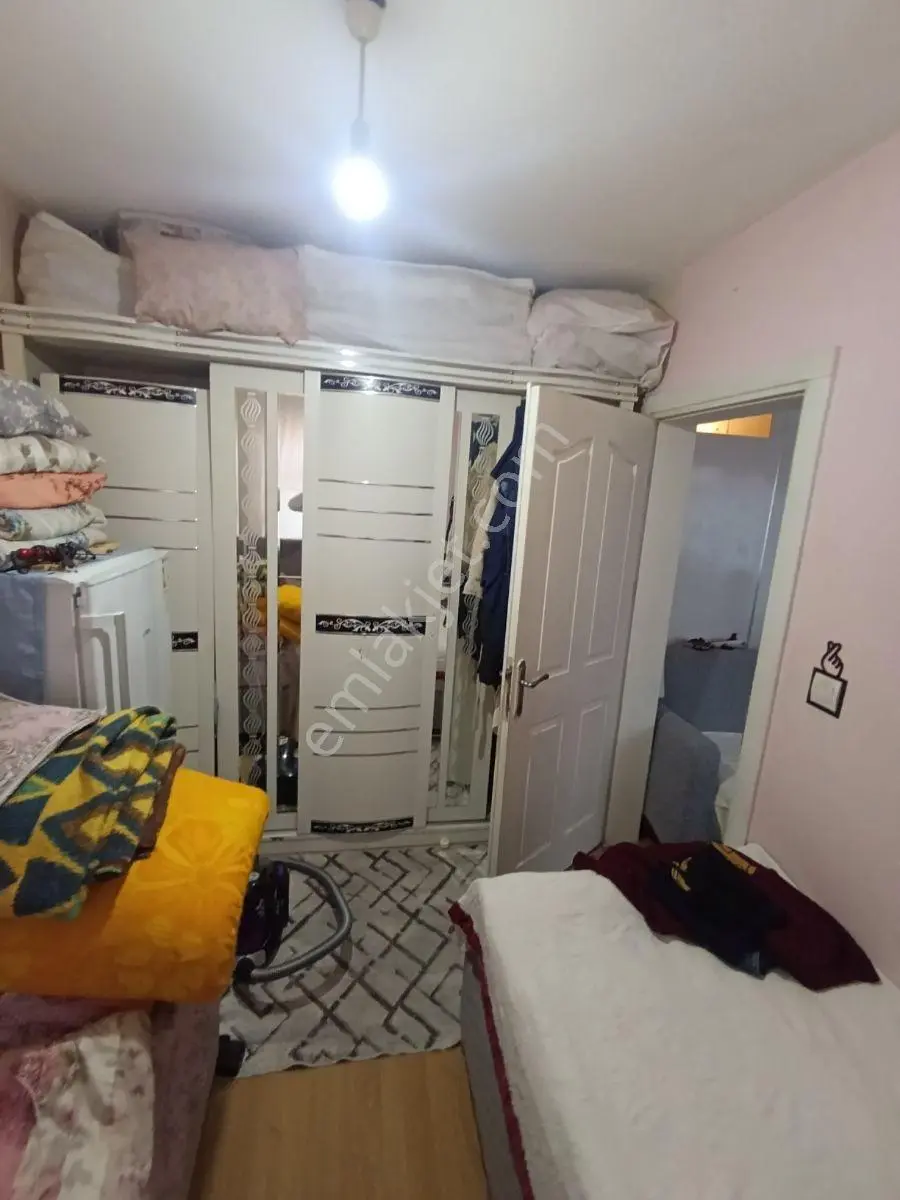 Toki 5 Etapta Satılık 1+1 İçerisi Bakımlı Daire — fotoğraf 5