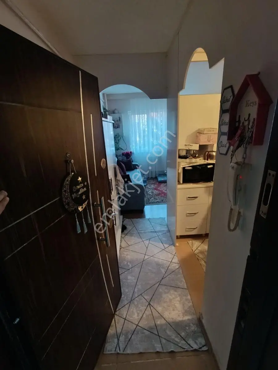 Toki 5 Etapta Satılık 1+1 İçerisi Bakımlı Daire — fotoğraf 8
