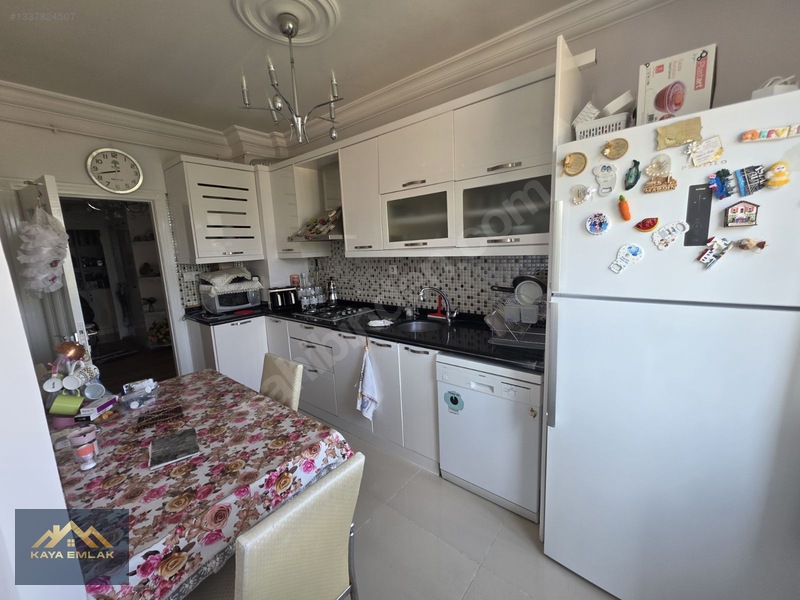 Yeditepede Merkezi Konumda Önü Açık Ferah 3+1 Daire — fotoğraf 16