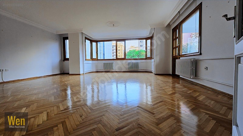 Bağdat Caddesi Caddebostan Plaj Yolu Sokak 4+1 Kiralık Daire