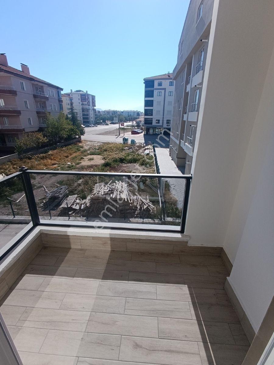 Merkezi Konumda Satılık 2+0 Lüxs Daireler Kat Cephe Seçenekler — fotoğraf 14