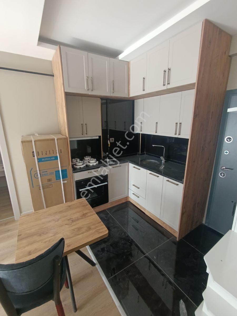 Merkezi Konumda Satılık 2+0 Lüxs Daireler Kat Cephe Seçenekler — fotoğraf 15