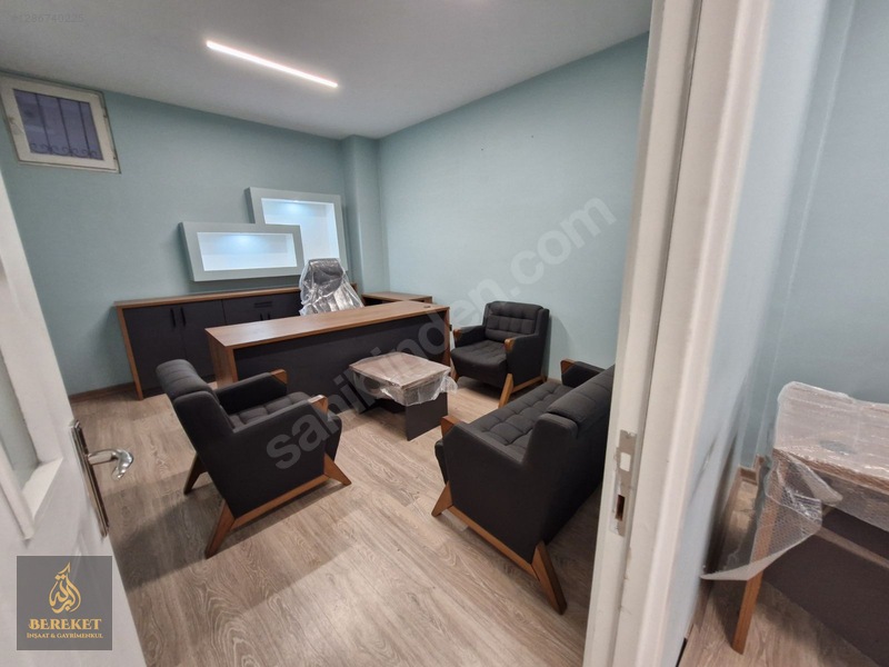 Beylikdüzü Kavaklı Mrkz İşlek Caddede150m2 Kiralık Depolu Dükkan — fotoğraf 7