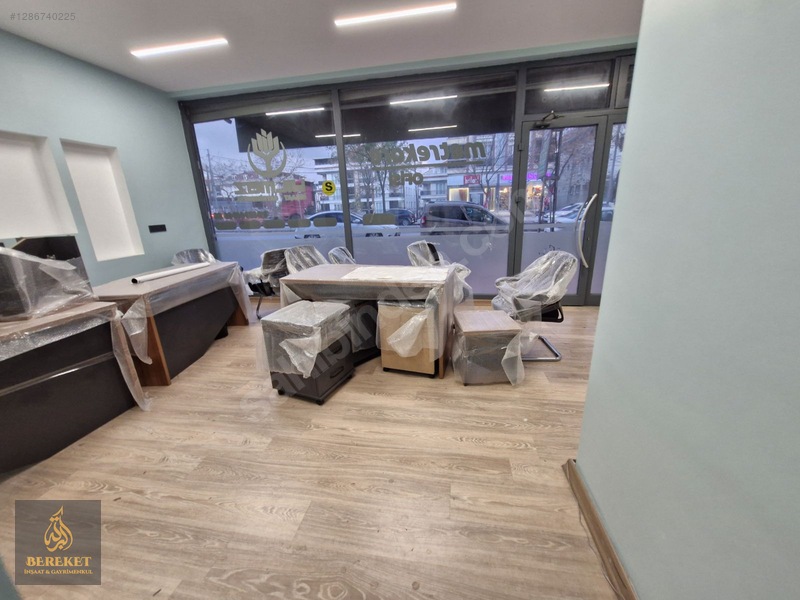 Beylikdüzü Kavaklı Mrkz İşlek Caddede150m2 Kiralık Depolu Dükkan — fotoğraf 10