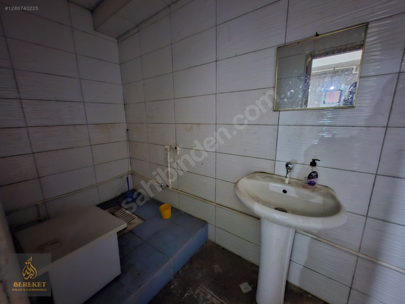Beylikdüzü Kavaklı Mrkz İşlek Caddede150m2 Kiralık Depolu Dükkan — fotoğraf 20
