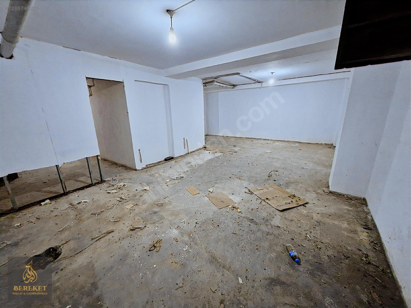 Beylikdüzü Kavaklı Mrkz İşlek Caddede150m2 Kiralık Depolu Dükkan — fotoğraf 22