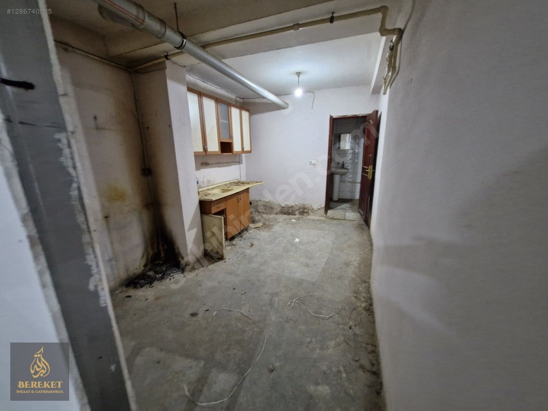 Beylikdüzü Kavaklı Mrkz İşlek Caddede150m2 Kiralık Depolu Dükkan — fotoğraf 23
