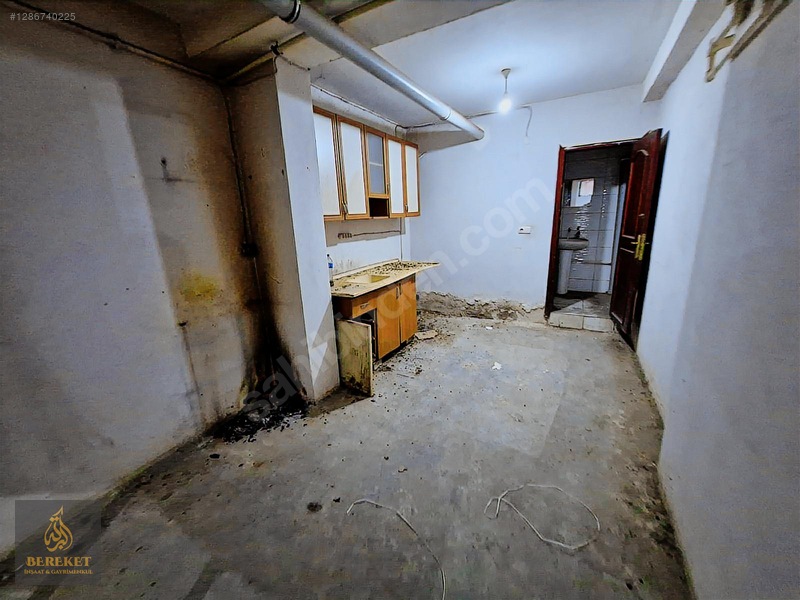 Beylikdüzü Kavaklı Mrkz İşlek Caddede150m2 Kiralık Depolu Dükkan — fotoğraf 24