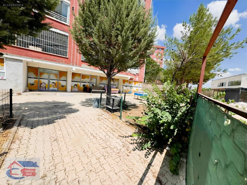 Nurettin Emlaktan Kiralık 500 Metrekare Dükkan