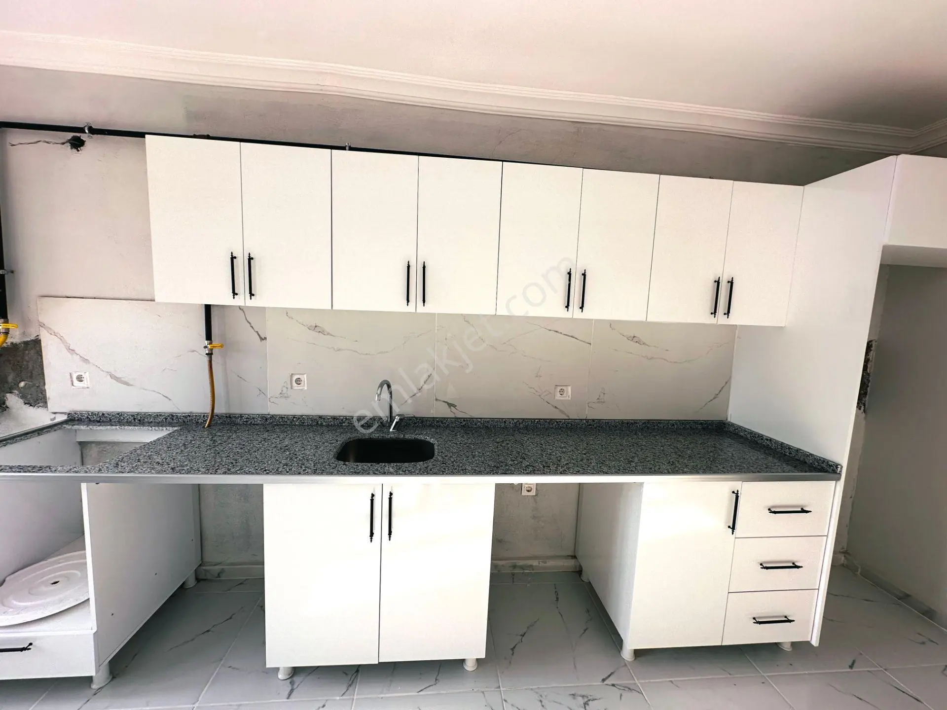 Dinç Emlaktan Satılık 2+1 Daire Yay Grant Otel Karşısı — fotoğraf 4