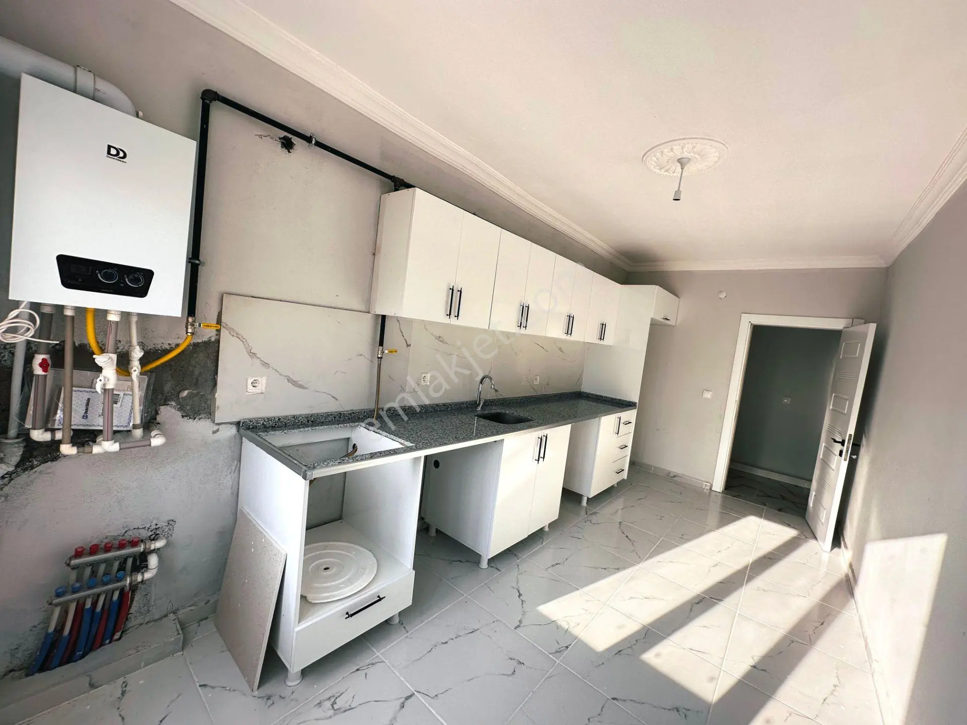 Dinç Emlaktan Satılık 2+1 Daire Yay Grant Otel Karşısı — fotoğraf 5