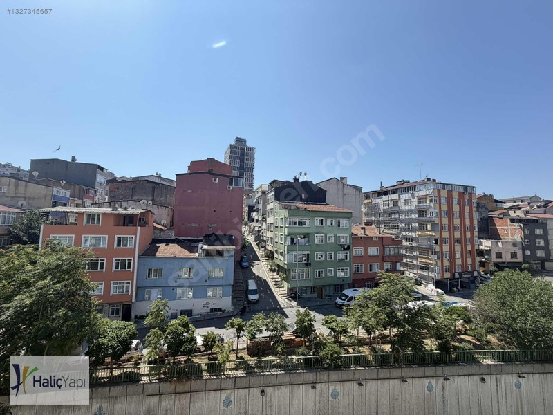 Çeliktepe İnci Sokakta 2+1 Ara Kat Balkonlu Kiralık Daire — fotoğraf 6