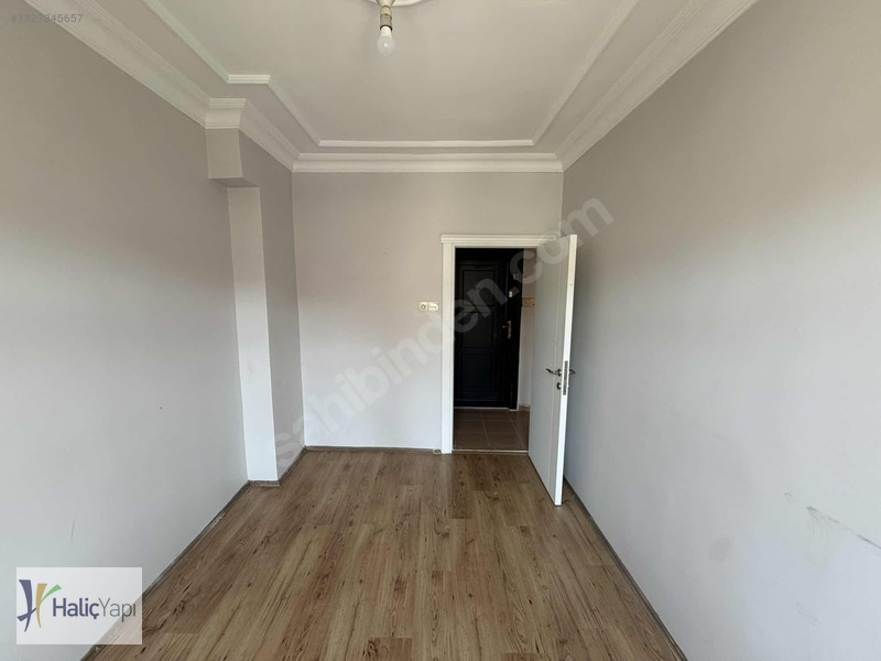 Çeliktepe İnci Sokakta 2+1 Ara Kat Balkonlu Kiralık Daire — fotoğraf 9