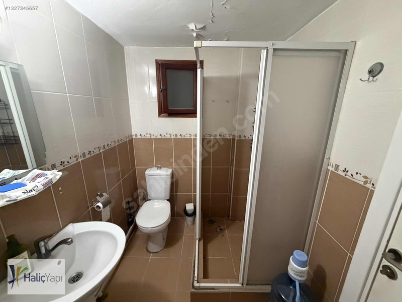 Çeliktepe İnci Sokakta 2+1 Ara Kat Balkonlu Kiralık Daire — fotoğraf 10