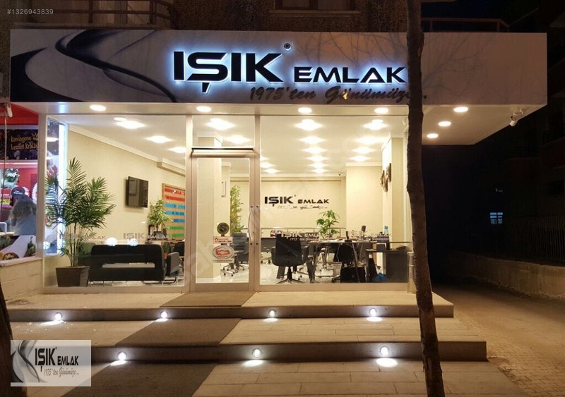 Işık Emlak'tan Merkezde 3+1 Orta Kat 120 M2 Güney Cephe — fotoğraf 25