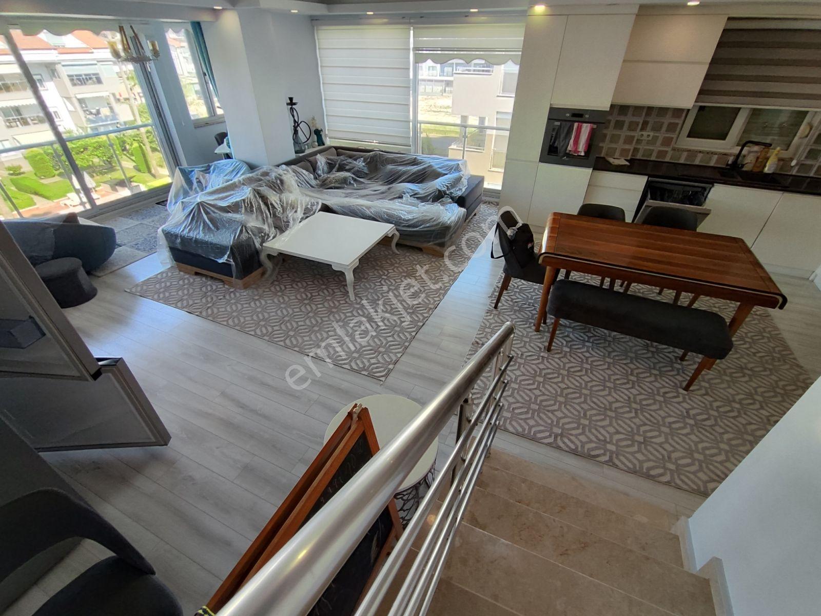 Side'de Lüks Site İçinde Havuz Manzaralı Satılık Dubleks — fotoğraf 13