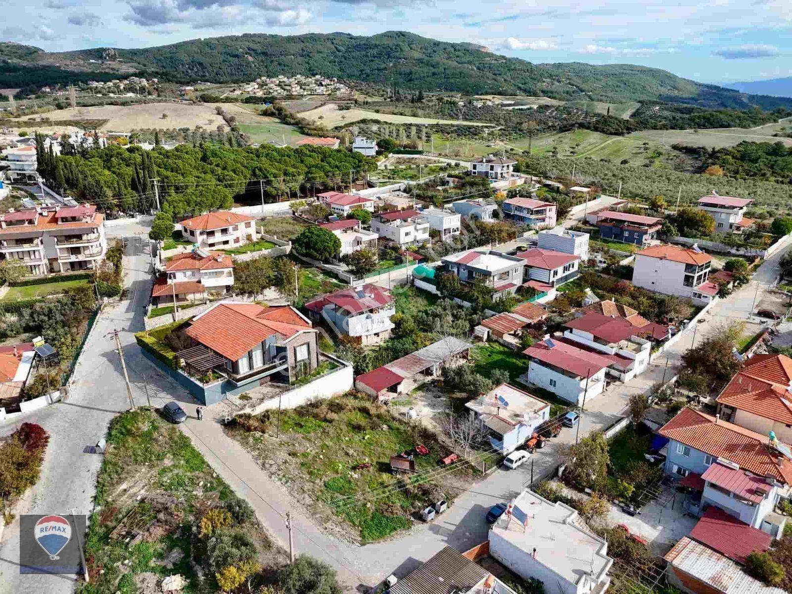 Kuşadası Yaylaköy'de Satılık Deniz Manzaralı 521 M2 Villa İmarlı Arsa — fotoğraf 8