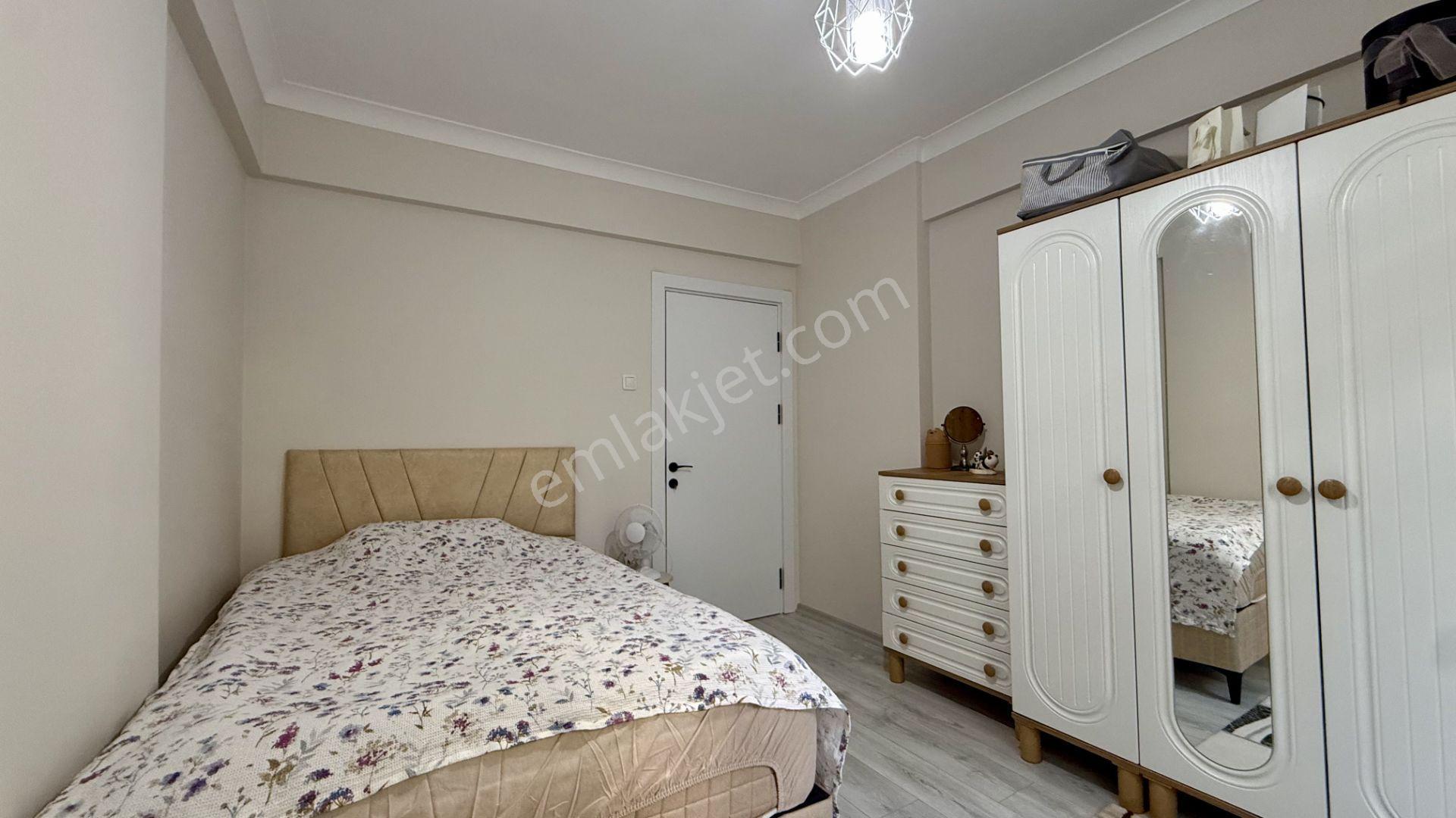 Kuşadası Kadınlar Denizi'nde Denize 800 Metre Yenilenmiş 2+1 Daire — fotoğraf 13