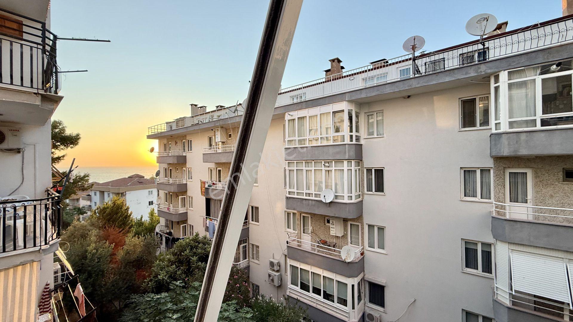 Kuşadası Kadınlar Denizi'nde Denize 800 Metre Yenilenmiş 2+1 Daire — fotoğraf 15