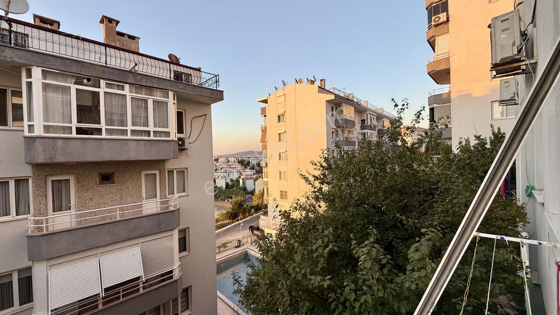 Kuşadası Kadınlar Denizi'nde Denize 800 Metre Yenilenmiş 2+1 Daire — fotoğraf 16