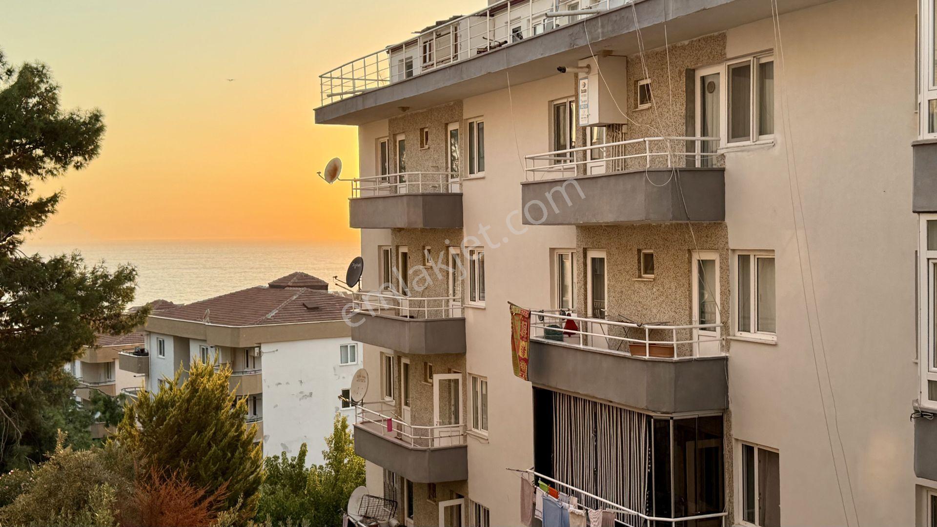Kuşadası Kadınlar Denizi'nde Denize 800 Metre Yenilenmiş 2+1 Daire — fotoğraf 17