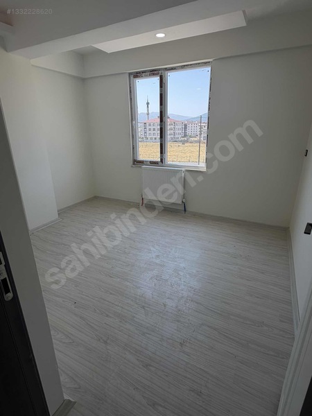 Class Emlak'tan Tatvan'da Satılık 2+0 — fotoğraf 3