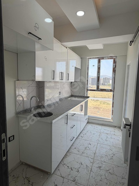 Class Emlak'tan Tatvan'da Satılık 2+0 — fotoğraf 8