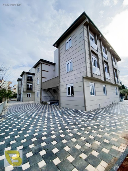 Atatürk Cad.ve Tüm Merkezi Yerlere Yürüme Mesafesi İle 1+1 — fotoğraf 2