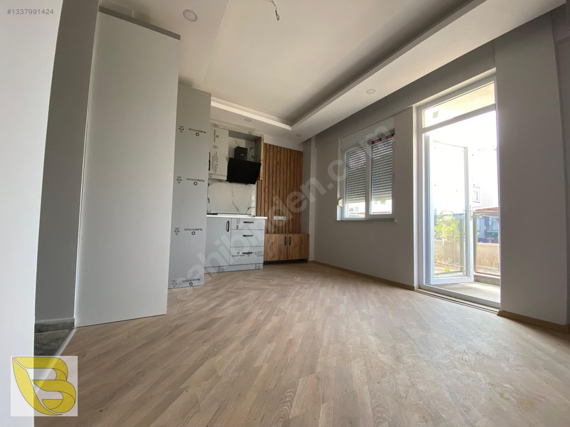 Atatürk Cad.ve Tüm Merkezi Yerlere Yürüme Mesafesi İle 1+1 — fotoğraf 13