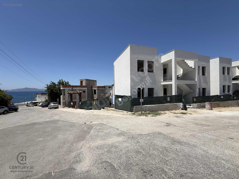 Turgutreis Yalı'da Denize Sıfır Havuzlu Sitede Yeni 2+1 Daireler — fotoğraf 3