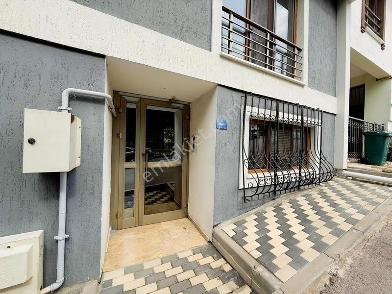 Üçevlerde 130 M² | 2+1 Bahçe Dubleks | Yerden Isıtma — fotoğraf 4