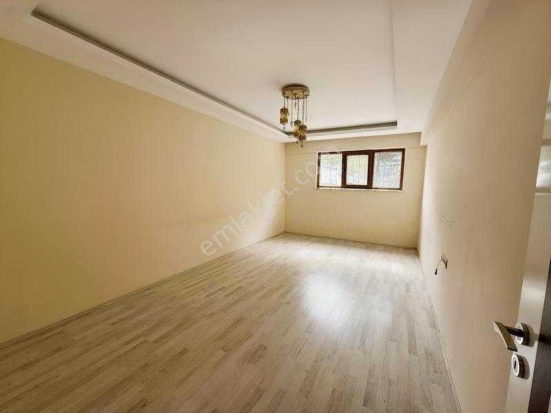 Üçevlerde 130 M² | 2+1 Bahçe Dubleks | Yerden Isıtma — fotoğraf 6