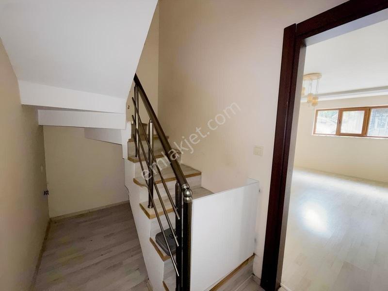 Üçevlerde 130 M² | 2+1 Bahçe Dubleks | Yerden Isıtma — fotoğraf 16