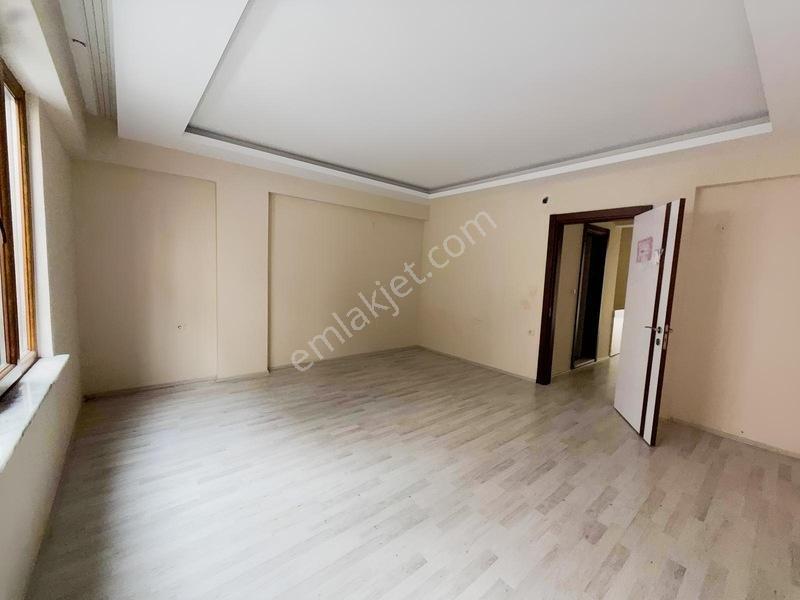 Üçevlerde 130 M² | 2+1 Bahçe Dubleks | Yerden Isıtma — fotoğraf 24