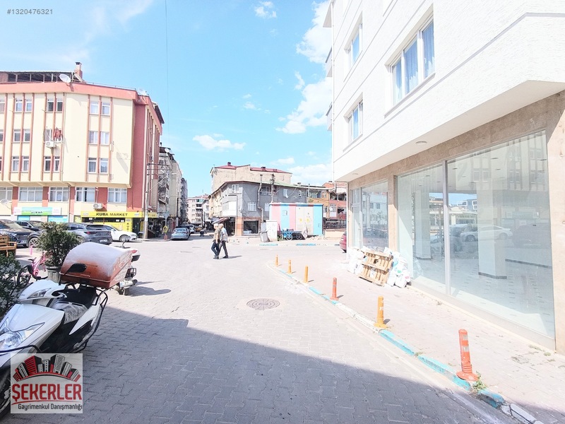 Şekerlerden Merkezi Lokasyonda İçi Komple Yenilenmiş Köşe Dükkan — fotoğraf 6