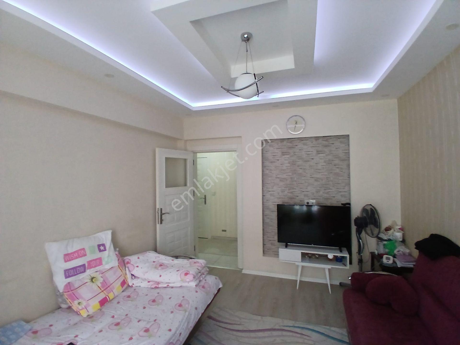 Akçay Emlak'tan Akşehir Gazi Mahallesinde Yerden Isıtma Asansörlü Satılık 3+1 Daire — fotoğraf 8