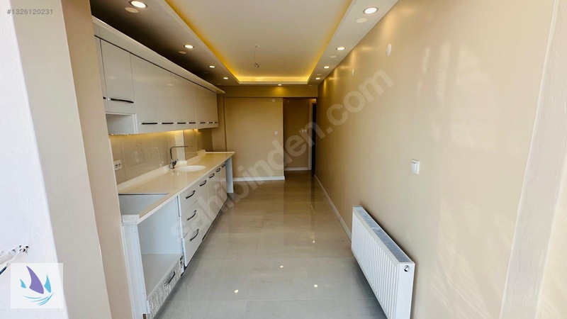 Üçyol Metro Dibi İçi Yapılı Deniz Manzaralı 3+1 Satılık Daire — fotoğraf 16