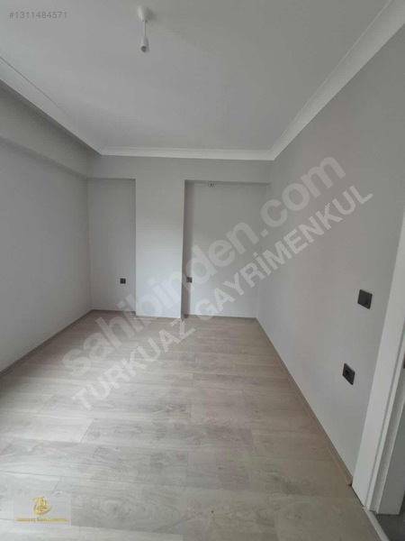 Yeniköy Mah.kaynarca Evleri 3+1 Kiralık Sıfır Daire — fotoğraf 2