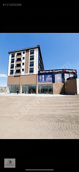 Güney Çevre Yolu'nda 600m² Satılık Dükkan