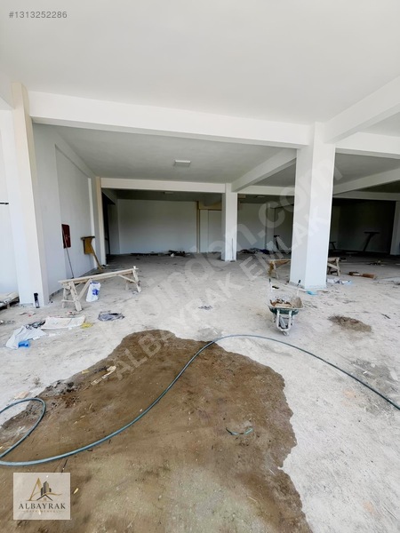 Güney Çevre Yolu'nda 600m² Satılık Dükkan — fotoğraf 6