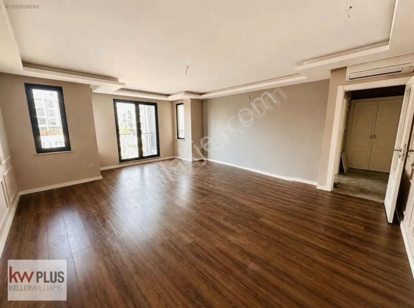 Kw+filiz'den Zafer Mahallesinde Prestijli Sitede Satılık 3+1 — fotoğraf 4