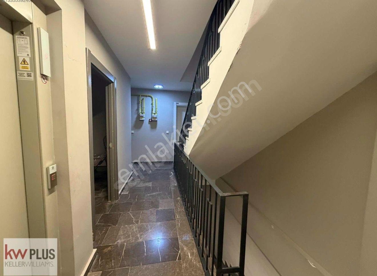 Kw+filiz'den Zafer Mahallesinde Prestijli Sitede Satılık 3+1 — fotoğraf 17