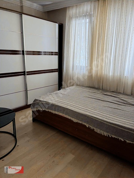 Nezih Sitede Havuz Başı Eşyalı Daire — fotoğraf 9
