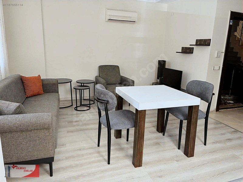 Nezih Sitede Havuz Başı Eşyalı Daire — fotoğraf 15