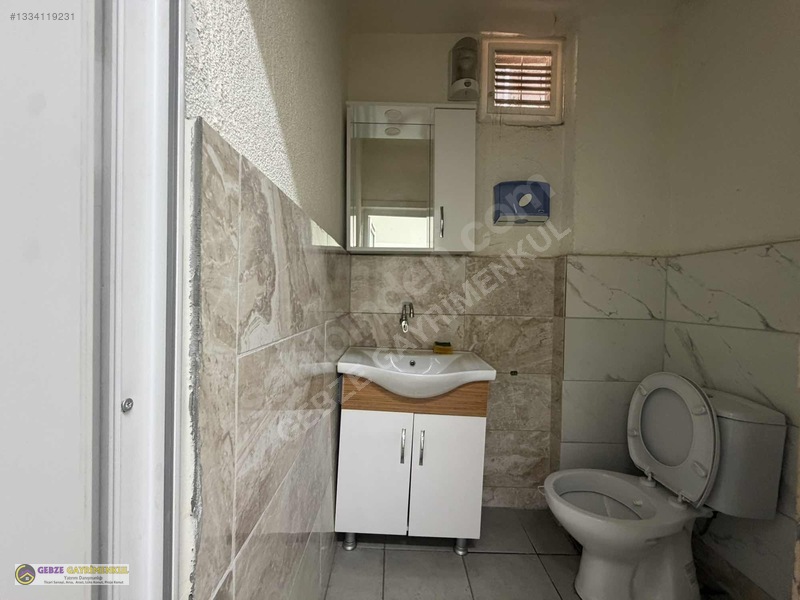 Gebze Eşref Bitlis Parkı Karşısı Düz Giriş Kiralık Dükkan — fotoğraf 7
