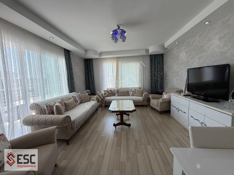 Esc'den Akdeniz Mh,de B.mutfak 3+1 Geniş Daire Esc2590 — fotoğraf 3